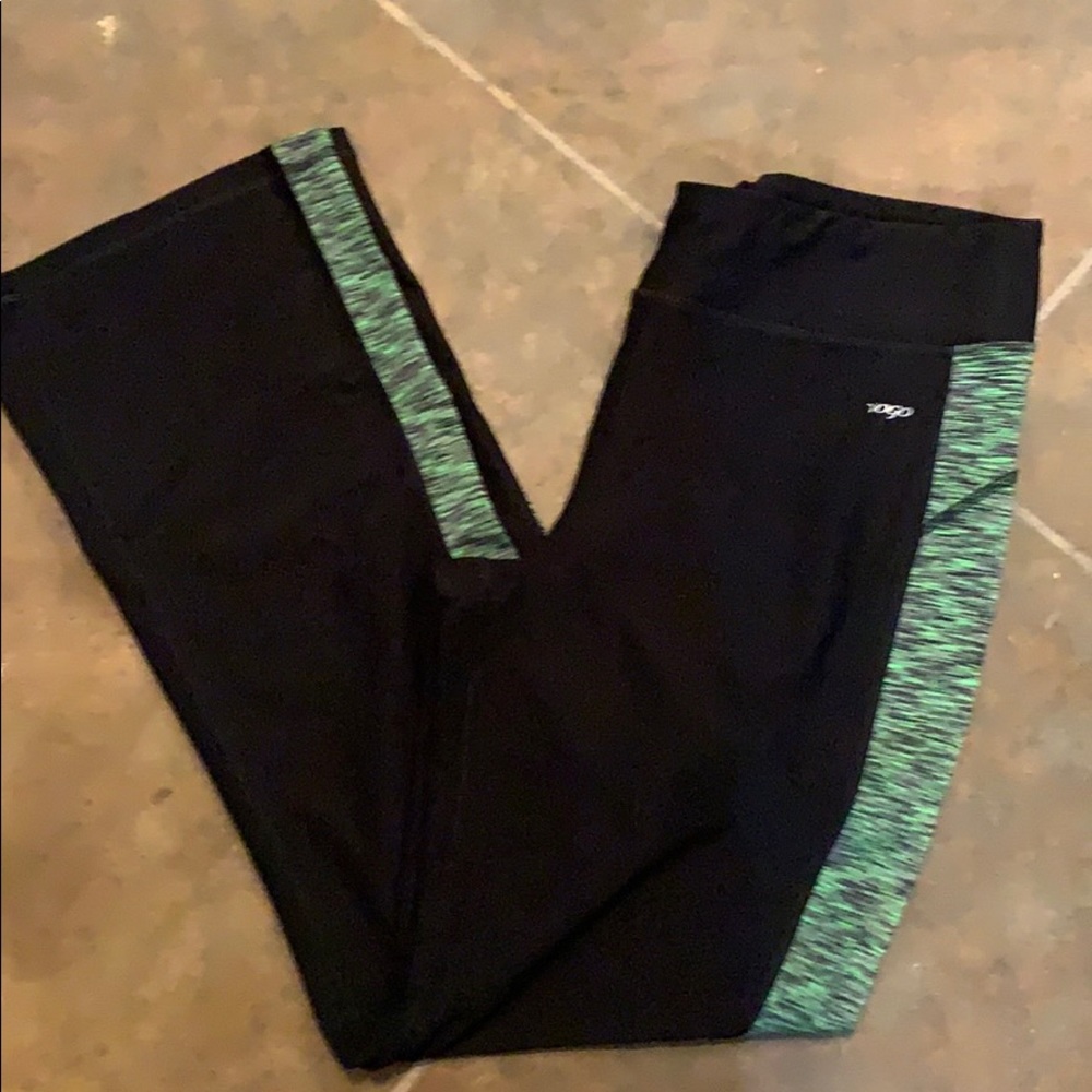 Vogo Athletica Wide leg Exercise